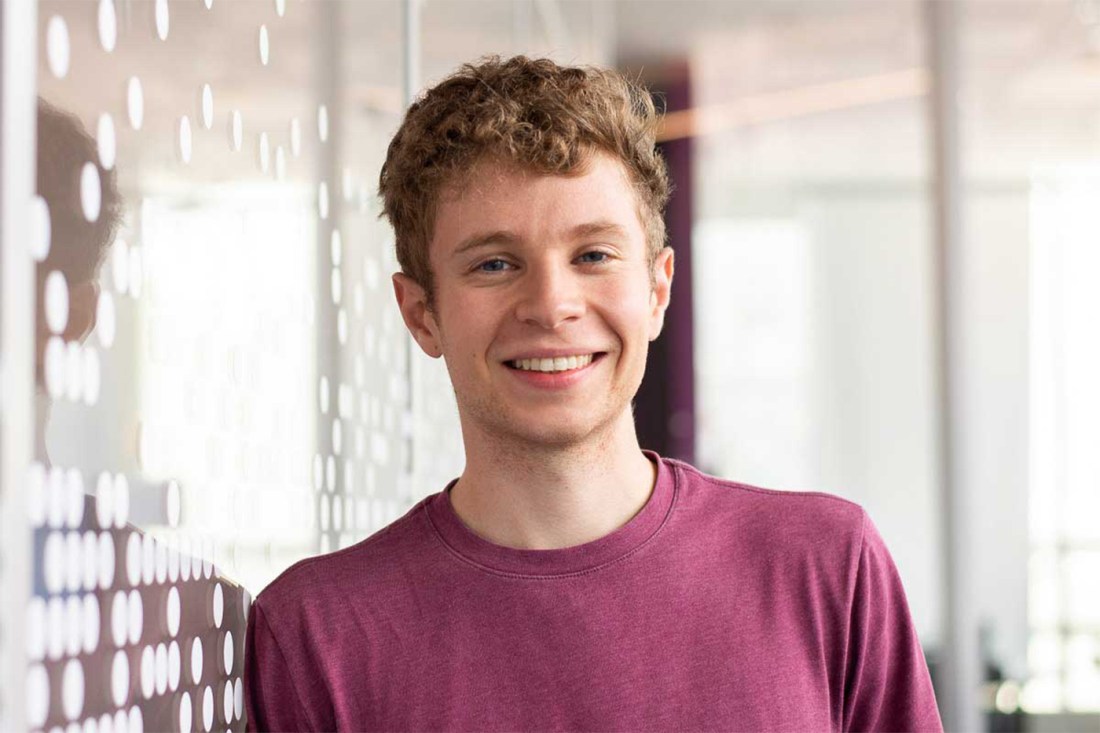 Portrait of Jeffrey Gleason.